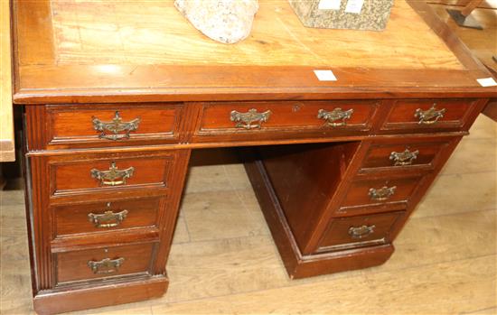 A Victorian pedestal desk, W.107cm